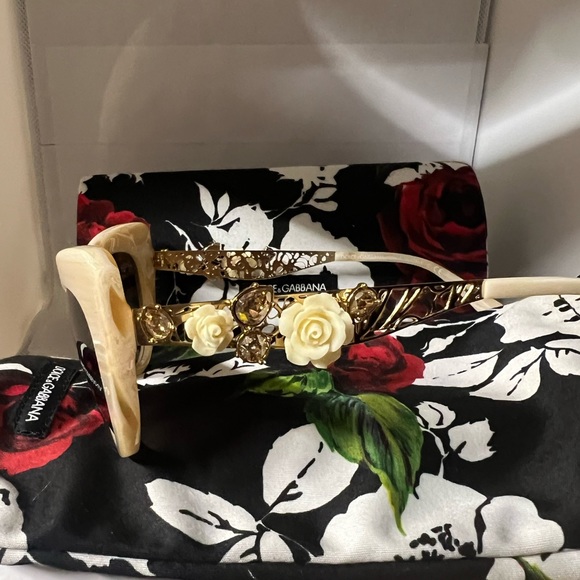 Rare dolce Gabbana sunglasses - Picture 6 of 6